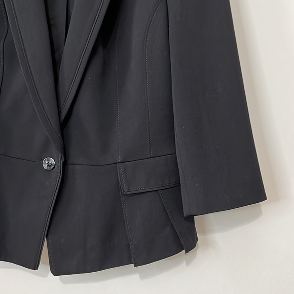 White House Black Market blazer - Picture 4 of 12